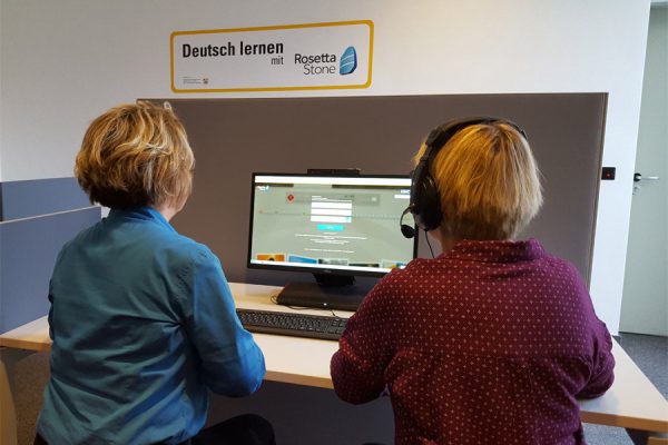 Stadtbücherrei eröffnet Sprachlehrraum für Flüchtlinge und Integrationshelfer (Foto: Stadt Münster)